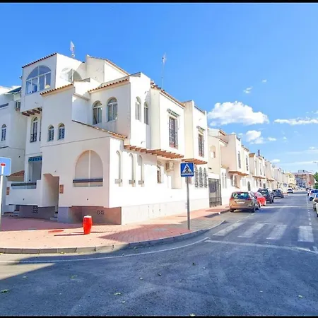 Eken Apartment